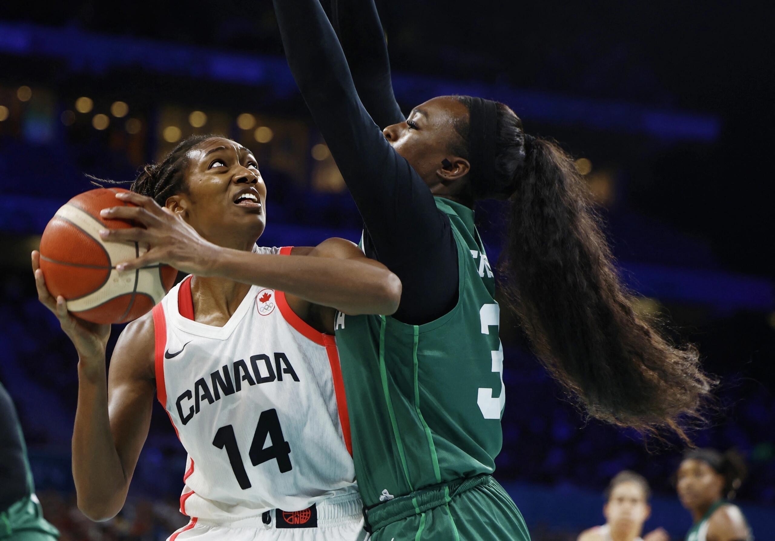 板球公开赛焦点战:南城麒麟队淘汰对手祁连旋风队,外线火力全开。回归即成焦点(省队主力对战林丹的比赛) 板球公开赛焦点战:南城麒麟队淘汰对手祁连旋风队,外线火力全开。回归即成焦点(省队主力对战林丹的比赛)