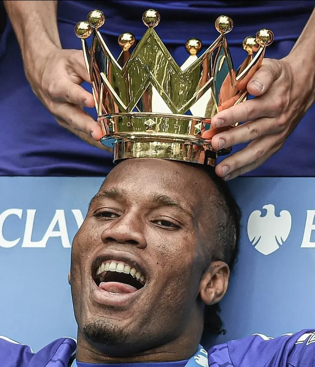 包含德罗巴爆冷击败切尔西,突破纪录引爆全场!的词条